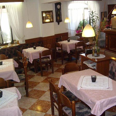 Albergo Antica Rosa Levico Terme Esterno foto