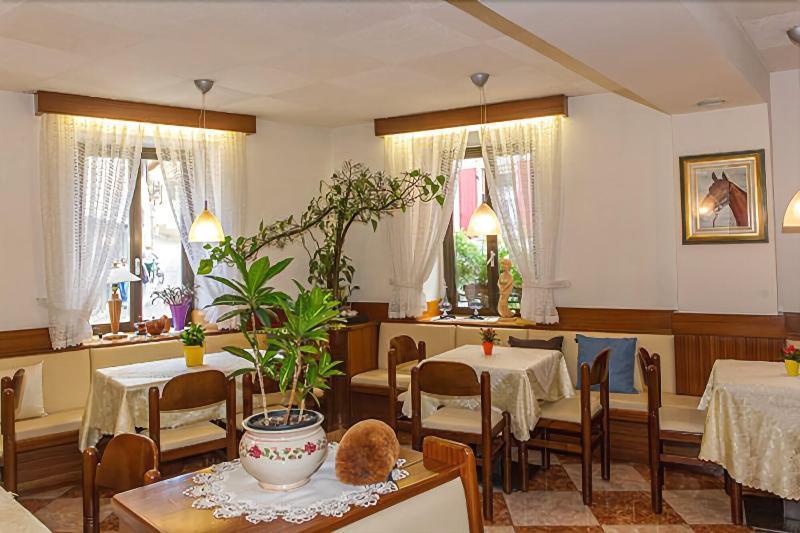 Albergo Antica Rosa Levico Terme Esterno foto