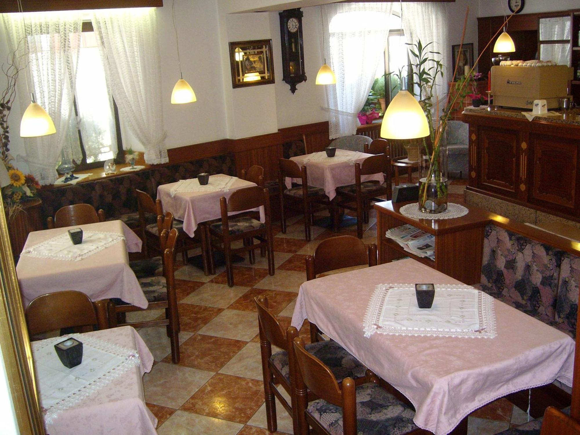 Albergo Antica Rosa Levico Terme Esterno foto