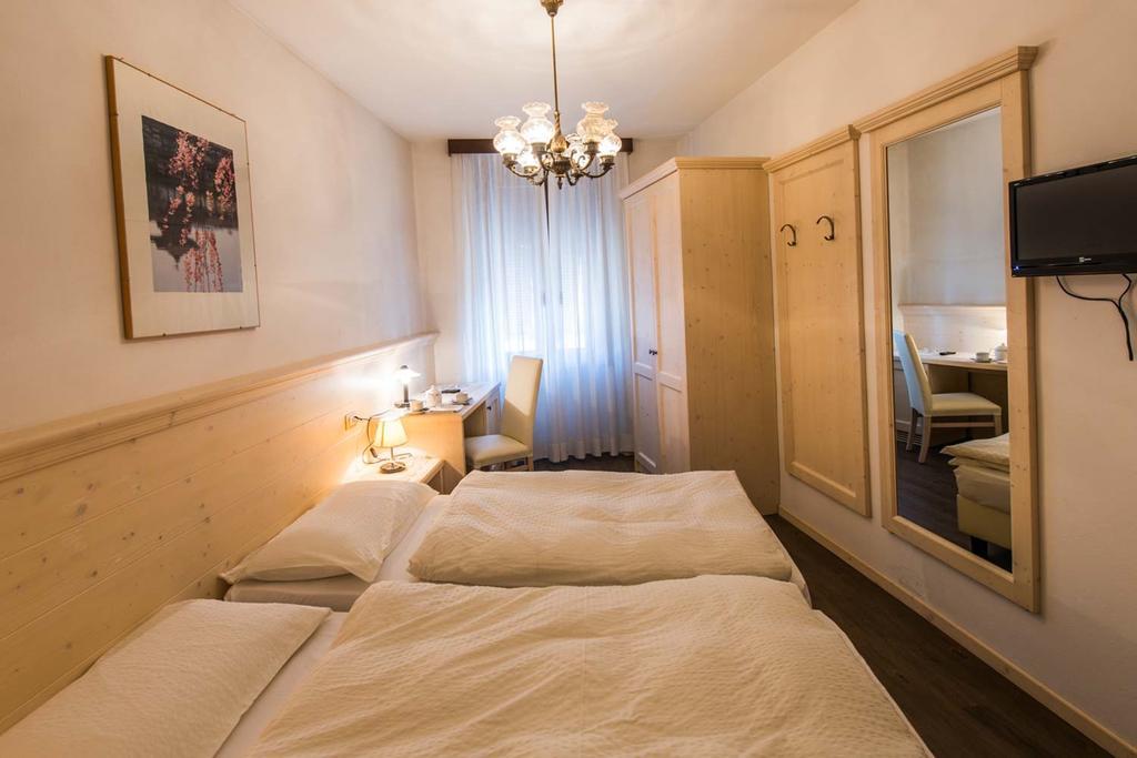 Albergo Antica Rosa Levico Terme Esterno foto